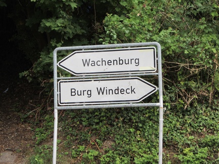14 sign for the two Weinheim Burgs